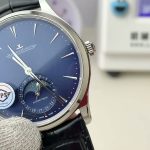 Jaeger-LeCoultre Master Ultra Thin Moon — AV-0110