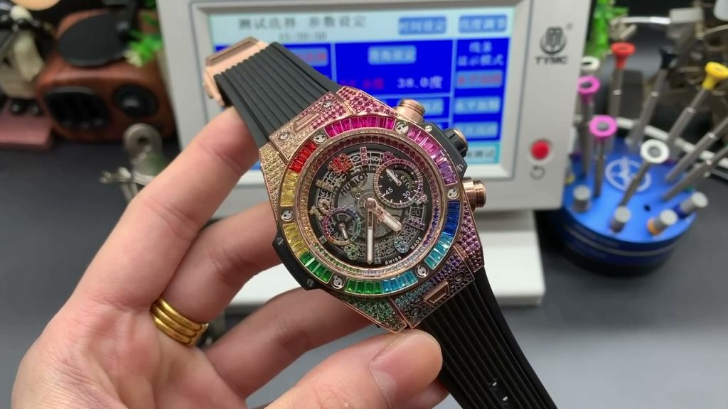 Hublot Big Bang, Mehrfarbige Diamanten